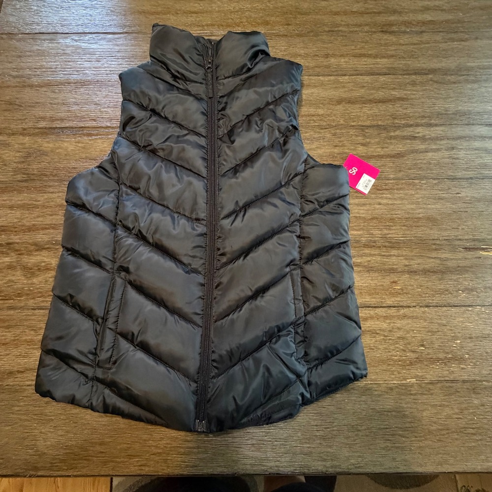Black Chevron Puffer Vest Mock Neck Full Zip Womens Size M NEW